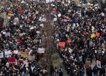 İstanbul’da 64 kişi tutuklandı