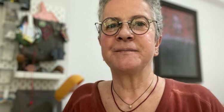 DEM Partili Funda Akbulut’un ev hapsi kaldırıldı