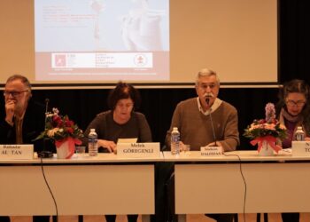 İzmir’de militarizm paneli: Erkek ideolojisine dayanıyor