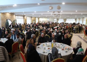 Mêrdîn’de halklar iftarda bir araya geldi