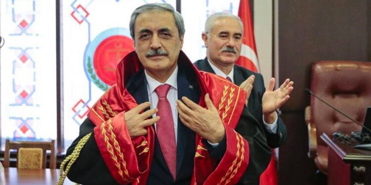 HDP’ye kapatma davası açan eski Yargıtay Cumhuriyet Başsavcısı Şahin, emekli oldu