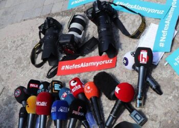 Basın Özgürlüğü Raporu: Gazeteciler en az 45 kez hakim karşısına çıktı