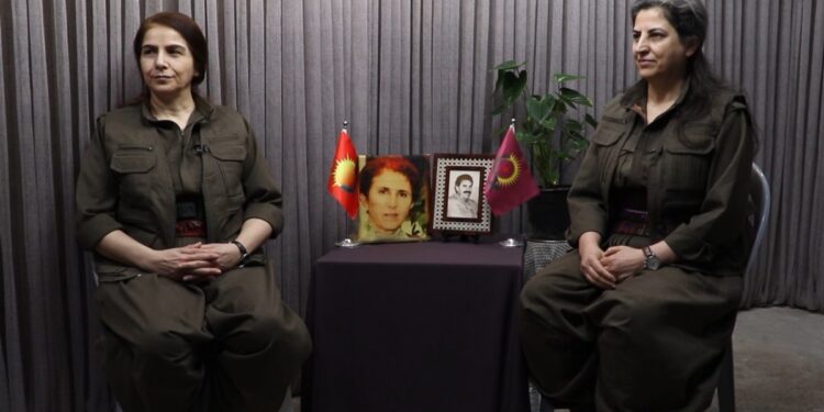 Çiğdem Doğu: Önder Apo kongreyi direk yürütebilmeli Têkoşîn Ozan: Sürece en fazla kadınlar öncülük etmeli