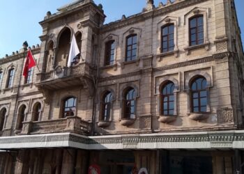 AKP’li Belediye’den kadın çalışanlara cinsiyetçi 8 Mart mesajı