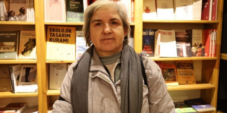 Gazeteci Serpil Ünal: Şiddet ortamında gerçekleri belgeliyoruz