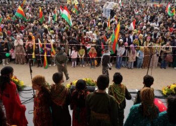 Avrupa’da Newroz coşkusu sürüyor