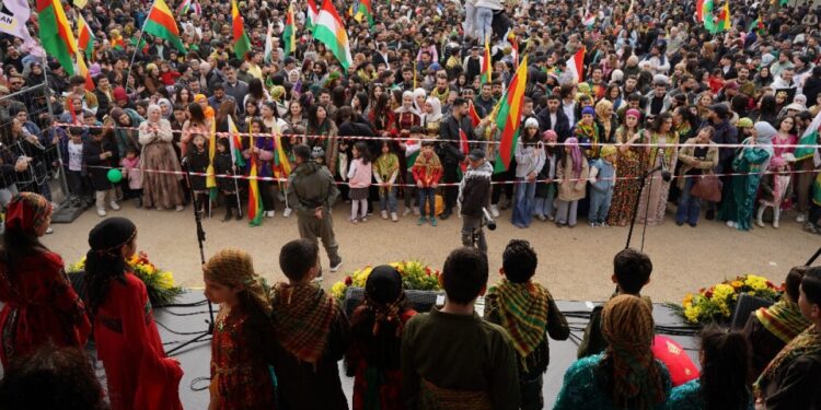 Avrupa’da Newroz coşkusu sürüyor