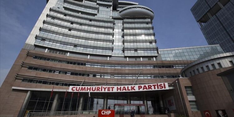 CHP’nin olağanüstü kurultay kararı için iptal başvurusu talebine ret