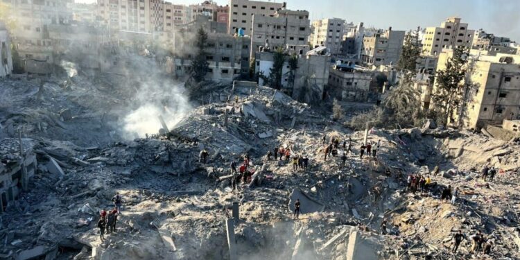 İsrail’in Gazze saldırısında 20 kişi katledildi