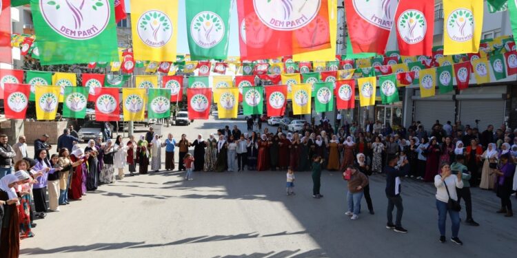 Akdeniz’de kadınlara demokratik toplum için mücadele çağrısı