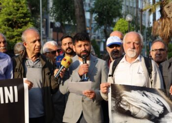 Mart ayı katliamları Mersin’de protesto edildi