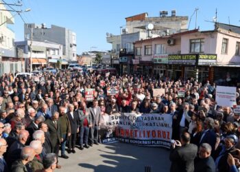 Alevilere yönelik katliam Mersin’de protesto edildi