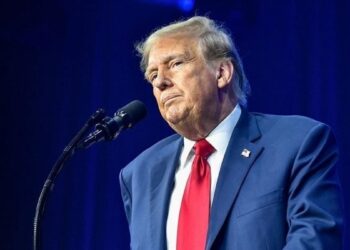 Trump’tan Rusya ve İran’a ‘ek tarife’ tehdidi