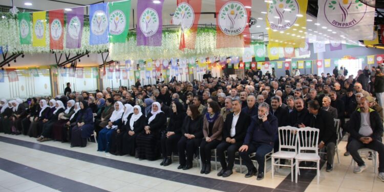 Birçok kentte ‘Barış ve Demokratik Toplum’ buluşması