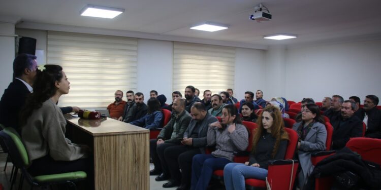 Wan’da seçilmişler toplandı: Her koşulda halka hizmet edeceğiz