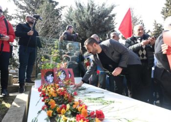 Berkin Elvan mezarı başında anıldı