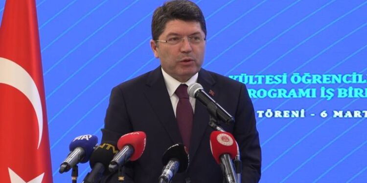 2 bin 500'e yakın hukukçu istihdam edilecek