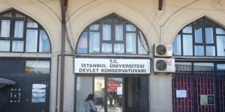 50 akademisyen açığa alındı