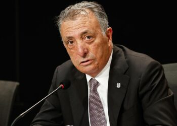 Ahmet Nur Çebi O İsimlere Ateş Püskürdü! 'Beşiktaş'tan Uzak Dur'