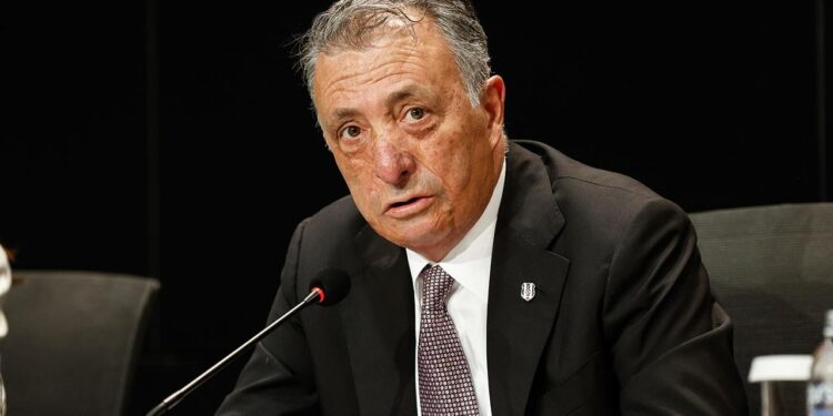 Ahmet Nur Çebi O İsimlere Ateş Püskürdü! 'Beşiktaş'tan Uzak Dur'