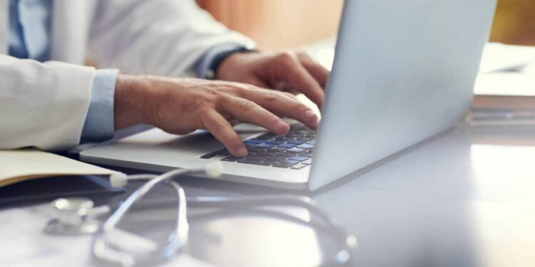 Aile hekimleri, aile sağlığı ebe ve hemşireleri ülke genelinde iş bırakıyor!