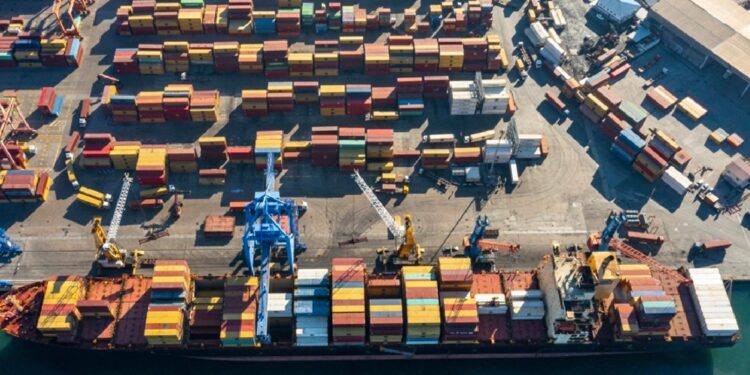 Almanya'nın ihracatı Ocak ayında yüzde 2,5 düştü