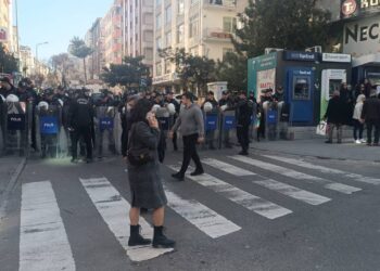 Ankara Kadın Platformu'nun 8 Mart yürüyüşüne polis engeli