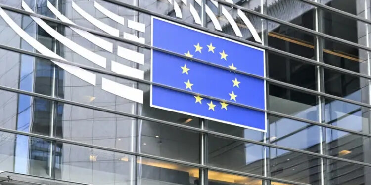 Avrupa Parlamentosu’nda Huawei yasağı