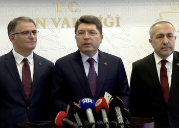 Bakan Tunç’tan ‘süreç’ açıklaması: “Herkese birtakım sorumluluklar düşüyor”