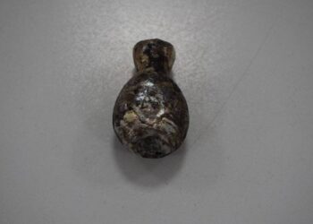 Batman'da 1600 yıllık gözyaşı şişesi bulundu