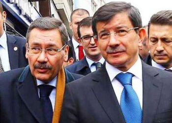 Bir Dönem Omuz Omuzalardı… Davutoğlu ve Gökçek'in Arasına Bu Kez De ‘Yolsuzluk’ Girdi