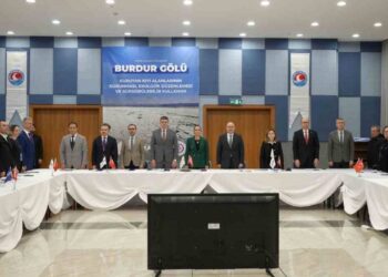 Burdur Gölü İçin Acil Önlemler Masaya Yatırıldı