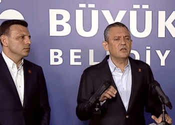 CHP Lideri Özel Saraçhane'de Konuşuyor