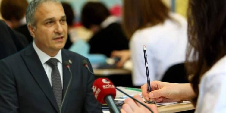 CHP’den Eğitim İçin 14 Aylık Bilanço: Özçağdaş’tan Kapsamlı Faaliyet Raporu