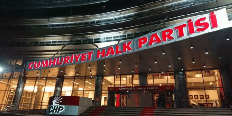 CHP'den 'YSK Kurultay Başvurusunu İptal Etti' İddiasına Yanıt