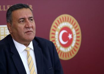 CHP'li Gürer'den 'Emekliye Seyyanen Zam' Talebi