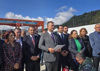 CHP’li vekiller, Suriye'de insani güvenlik koridoru açılmasını istedi