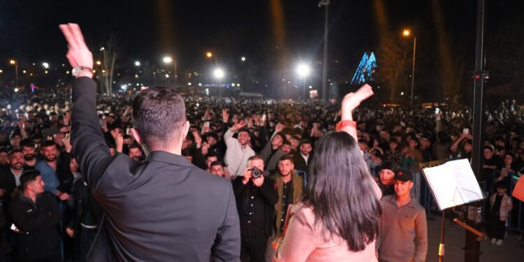 Cizîr'de halk konseri