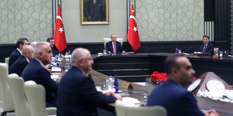 Cumhurbaşkanı Erdoğan Başkanlığındaki Kabine Toplantısı Sona Erdi