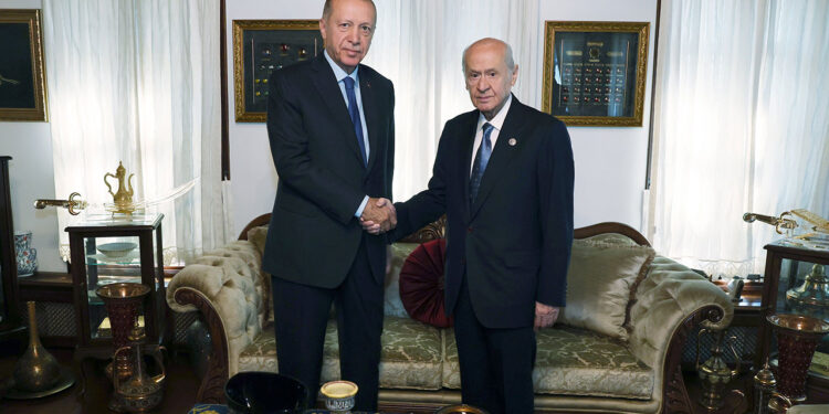 Cumhur'da oy oranı kritik seviyenin altına düştü!