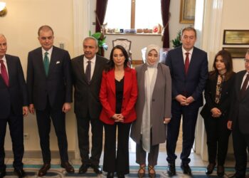 DEM Parti ile AKP görüşmesi 1 saat 50 dakika sürdü