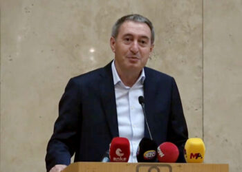 DEM’li Tuncer Bakırhan: “Biz CHP’nin eylemci kitlesi değiliz, bizim başka bir meselemiz var”