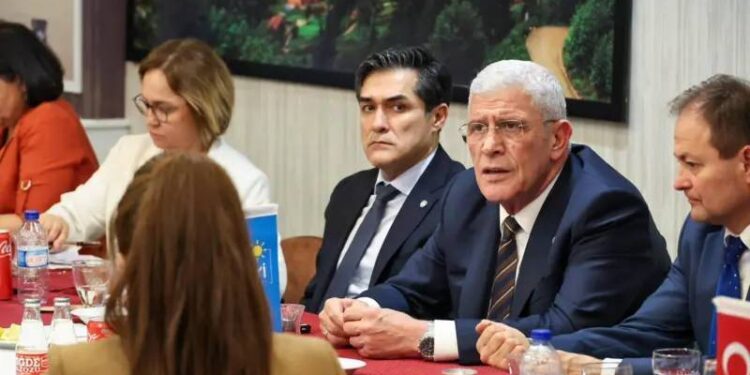 Dervişoğlu, Erdoğan'ın sözlerini değerlendirdi: Kaset kumpaslarını hatırlatmıyor mu?