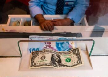 Dolar/TL 37,84 seviyesinden işlem görüyor