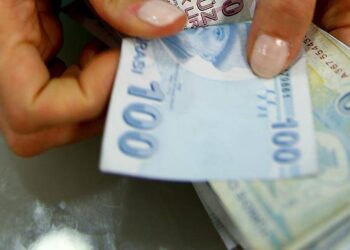 En düşük emekli aylığına ve cumhurbaşkanı emeklisine zam