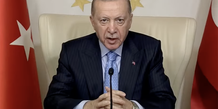 Erdoğan: “AB’ye üyelik müzakerelerimizin canlandırılmasını bekliyoruz”