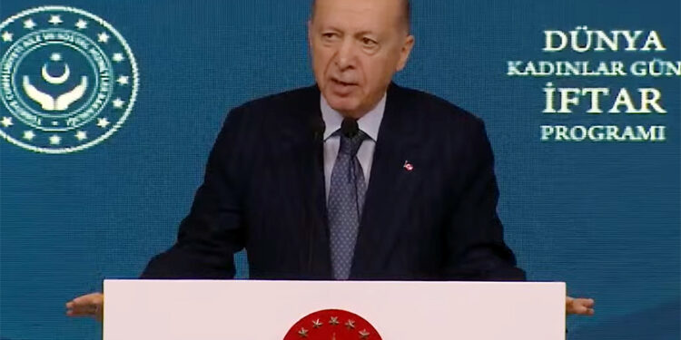 Erdoğan: “CHP kadın düşmanı bir partidir”