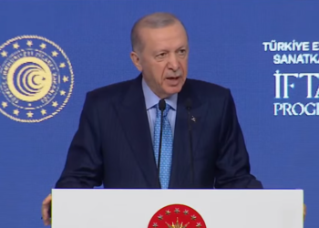 Erdoğan, Merkez Bankası’na destek verdi: “Doğru yönde bir adım attı”