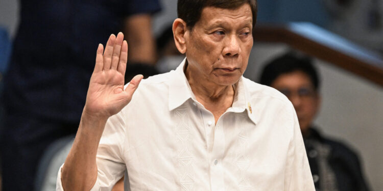 Eski Filipinler Devlet Başkanı Rodrigo Duterte, Uluslararası Ceza Mahkemesi talebiyle tutuklandı