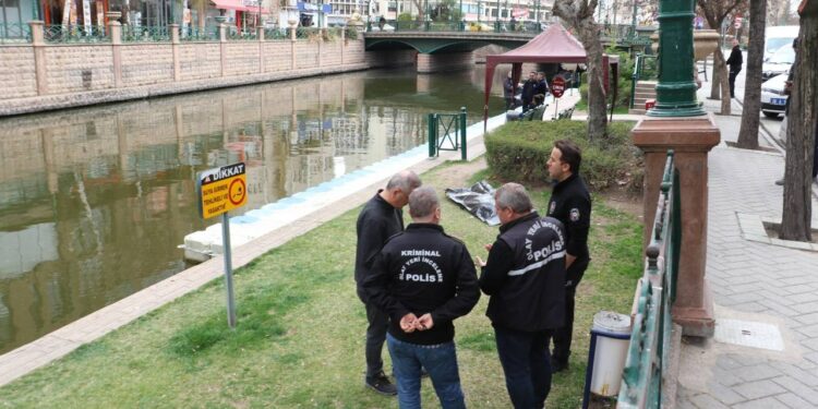 Eskişehir'de Kayıp Alzheimer Hastası Yaşlı Kadından Kahreden Haber